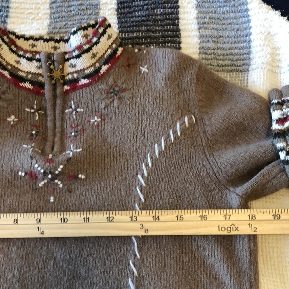 Womens Sweater Sz M Silk Rabbit Hair Wool Christmas Brown Holiday Snowflake Zip - Picture 7 of 8